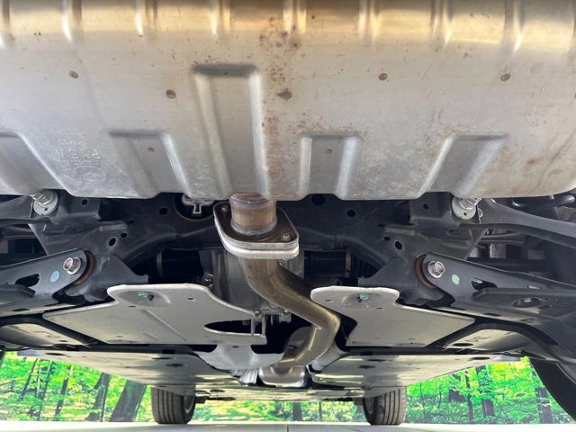 下回りがきれいなうちに、防錆加工の施工がオススメ。降雪地域はもちろん、沿岸部にお住いの方や、趣味でマリン・ウィンタースポーツをされる方にご好評いただいております。