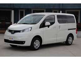 日産　NV200バネット　FOCS　ルソ　新車即納車　5名乗車　5ナンバー　サブバッテリー　走行充電　外部充電　フリップダウンモニター　OPパールホワイト、レザーシート
