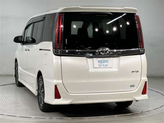 弊社の展示車車両には「オキシクリア除菌」を施工し展示しております。