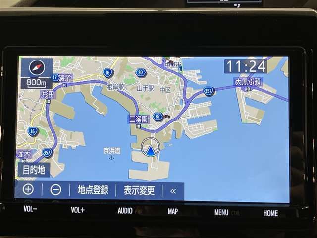 嬉しいバックモニター付き！駐車が苦手な方でも安心♪