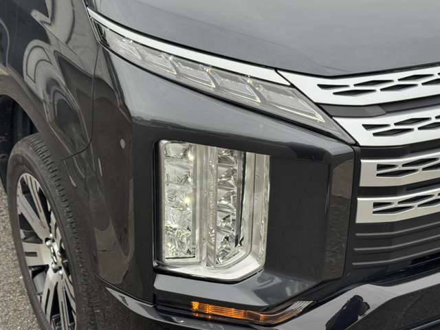 自社整備工場完備。御納車後のオイル交換もお値打ちで好評いただいてます。あわせて点検、メンテナンスもお任せください。