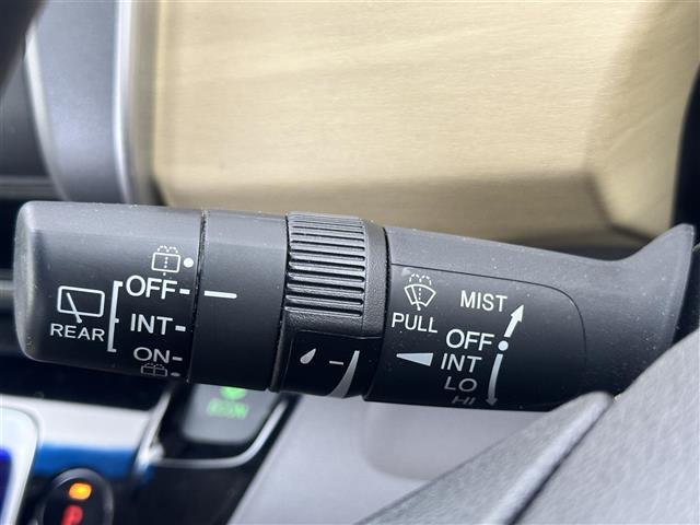 【運転席操作部】快適なドライブを楽しむための機能が装備されています！運転席から触れるので、使いやすいです！除菌プランいれていただくと、さらに清潔で安心していただけます！