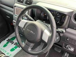 本革巻きステアリング