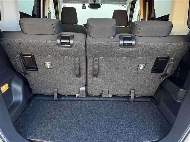 店頭ではBUDDICA PHOENIX（バディカフェニックス）のグッズ、キッズコーナーも完備、選べるフリードリンクを準備してお待ちしております♪無料査定いつでも実施中★予約いただくとスムーズです★