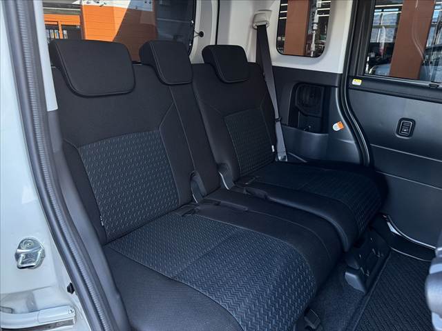 店頭ではBUDDICA PHOENIX（バディカフェニックス）のグッズ、キッズコーナーも完備、選べるフリードリンクを準備してお待ちしております♪無料査定いつでも実施中★予約いただくとスムーズです★