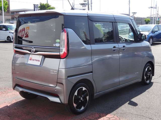 車両用クレベリンを使用済みです。普段洗えないシートや車室内を丸ごと除菌・消臭！！