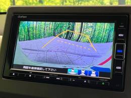 【バックカメラ】駐車時に後方がリアルタイム映像で確認できます。大型商業施設や立体駐車場での駐車時や、夜間のバック時に大活躍！運転スキルに関わらず、今や必須となった装備のひとつです！