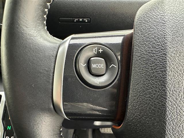 【運転席操作部】快適なドライブを楽しむための機能が装備されています！運転席から触れるので、使いやすいです！除菌プランいれていただくと、さらに清潔で安心していただけます！