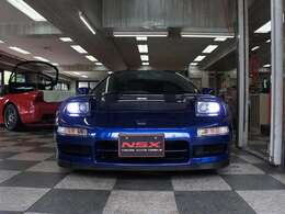 タイプSはフォグライトを無くす事により純正ディスチャージライトとしました。