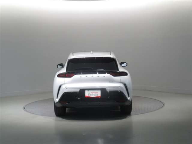 ご購入後のアフターサービスもお任せ下さい！　「全車1ヶ月無料点検」付き！　愛知県下33店舗サービス工場ネットワークで、カーライフをサポートいたします！