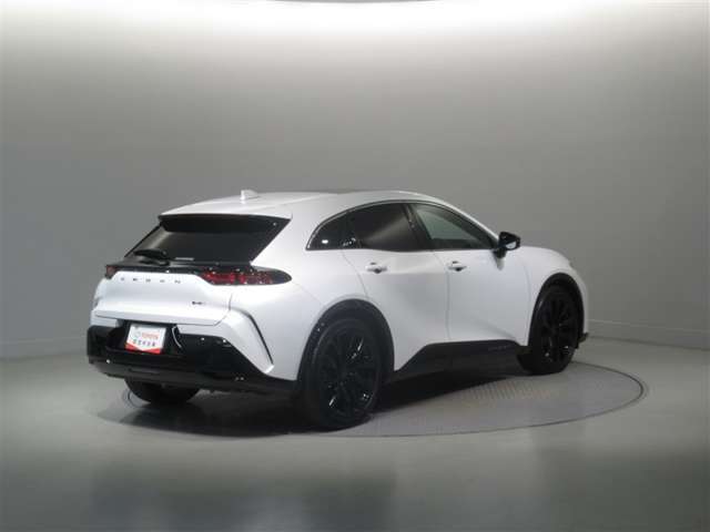 車検整備基準に準じた「納車前整備」を行います　更に全車「一年間走行距離無制限のロングラン保証」です