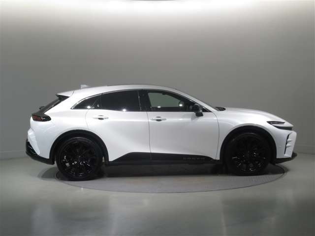 法定12ヶ月点検基準に準じた「納車前整備」を行います　更に全車「一年間走行距離無制限のロングラン保証」です