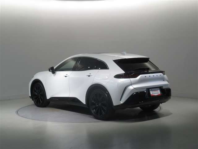 トヨタ高品質中古車洗浄「まるまるクリン」　外装はもちろん、内装はシートを外して見えないところまで徹底洗浄！お客様に責任を持って安心と美しさをお届けします！