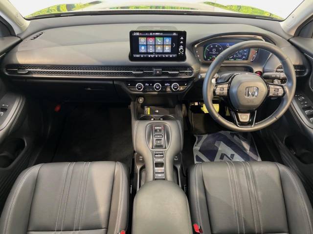 ホンダ ZR-V 2.0 e:HEV Z 2024年 0.6万キロ (愛知県