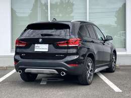 Emergency Service 365日24時間体制で、万一の故障などのトラブルに対応。応急処置のアドバイスのみならず、保証期間中は出張修理やレッカーなどの手配、さらにはお客様の代替交通手段やホテルの確保を行います。