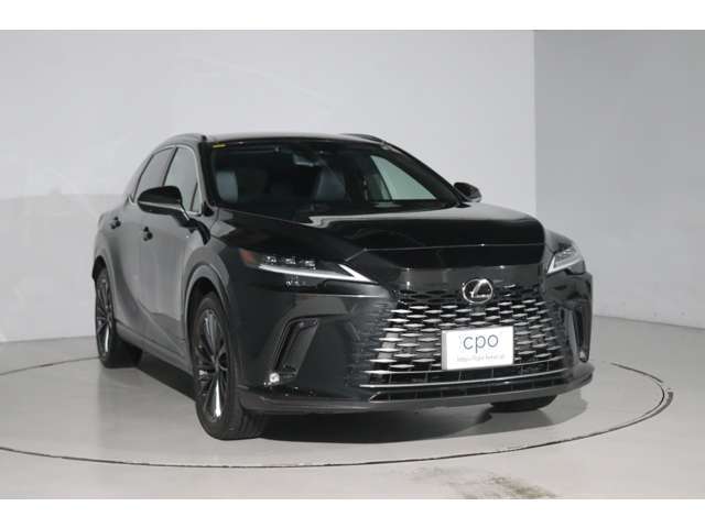 納車前に法定点検を行います。消耗品のチェック、交換。オイル、オイルフィルター、ワイパーゴム、ブレーキオイル、は必ず交換します。点検項目、交換部品は納車時説明し、チェックシートをお渡しします。