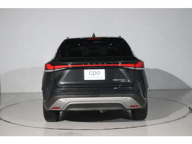 レクサスは内装のデザイン、材質等にまで拘っています。是非一度実車をご覧ください！