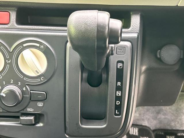 国産車から輸入車まで多様なお客様のニーズのお応えできるように、全国規模で豊富な在庫展開！車のことならWECARSへ！