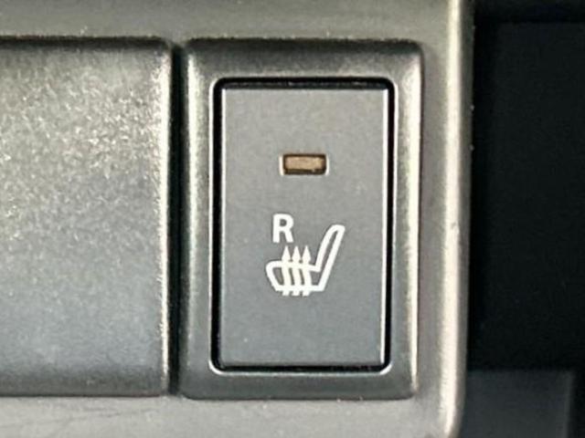 お車に合わせて無料保証以外にも、保証範囲、期間、距離を拡充させた有料保証もご用意しております！中古車の購入が初めてで不安・・・というお客様もご安心ください！