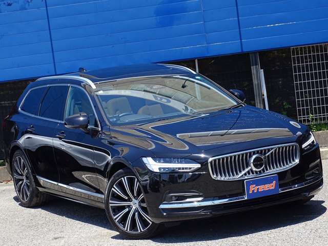 ☆ボルボの新車保証は、輸入車では珍しく、新車登録から5年間ついております！手厚い保証内容で購入後も安心です。故障が少ないという自信の表れかもしれませんね。☆