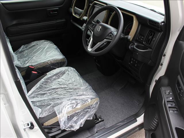 快適なカーライフを過ごしていただくためにオイル交換～定期点検や車検整備なども実施。国土交通省トップランクの指定工場6拠点、認証工場1拠点の体制で高いクオリティの整備を実施しております。