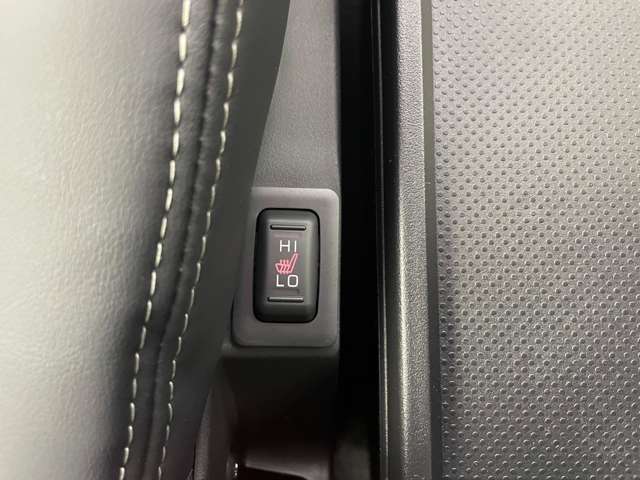 【運転席操作部】快適なドライブを楽しむための機能が装備されています！運転席から触れるので、使いやすいです！除菌プランいれていただくと、さらに清潔で安心していただけます！