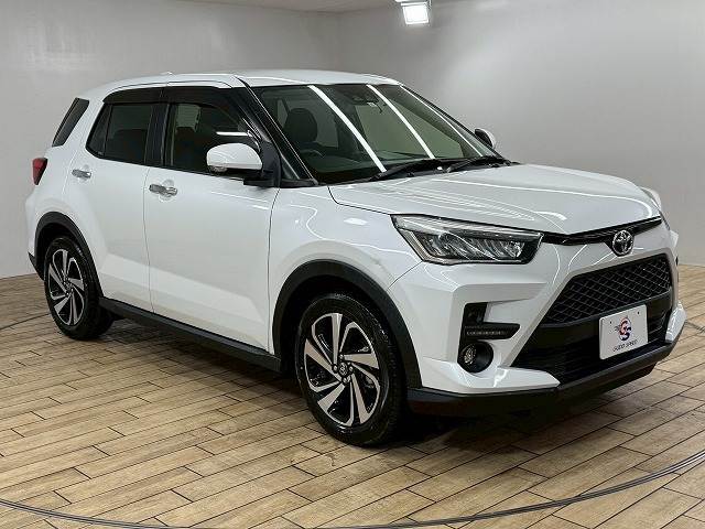 お車ご成約時の付帯率は驚きの90％OVER。GOOD　SPEED自慢のスーパーガラスコーティング。見違えるほどの輝きを放ち、納車後のメンテナンスも楽々。是非一度お試し下さい。