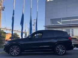 安心と信頼の納車前点検をShizuokaBMWでは全車で実施致しております。納車前100項目点検または、法定12ヶ月点検を全車で実施しております。点検・整備費用はもちろん、車両本体価格に含まれております。