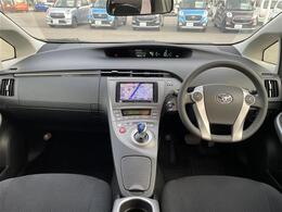 【インパネ全体】全方位で視界が広く、高い目線で運転もしやすいです！