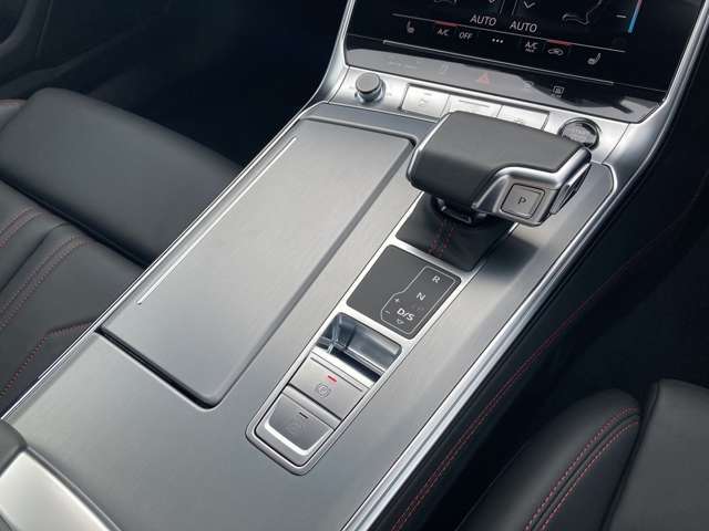 Audi認定中古車とは…100項目にもおよぶ厳しい検査をクリアし、確かなメンテナンスが施された、プレミアムブランドとしてふさわしい1台をお手元にお届けします　TEL04-7133-8000 担当 ： 佐藤/宮澤