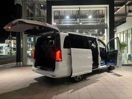 ＊メルセデスの定める100項目にも及ぶ基準を満たす、信頼のサーティファイドカー！！　2年間・走行距離無制限の保証付き！