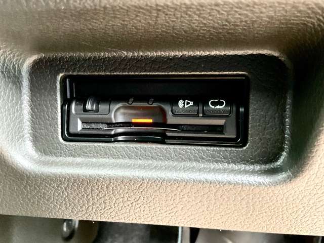 日産純正のビルトインETCが付いております！！