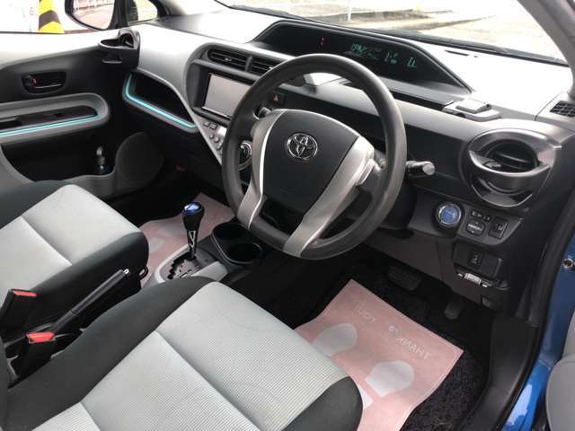 【社外ドリンクホルダーももれなく付いてきます】