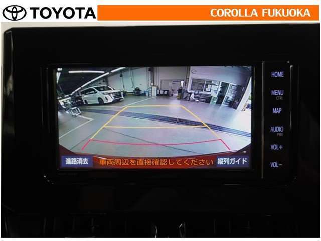 バックモニター付なので後退時に後方映像が見えるので安心。死角が減って思わぬ事故の防止にも役立ちます。
