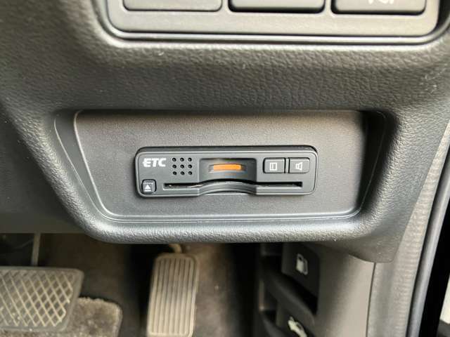 【ETC】付きです。高速道路を使ってのお出かけにも大変便利です。