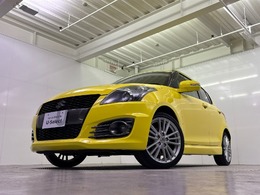 平成28年式のスイフトスポーツ入庫！！6速マニュアルシフト！！ETC！！CDチューナー！！純正アルミホイール！！ドライブレコーダー！！オートクルーズコントロール！！