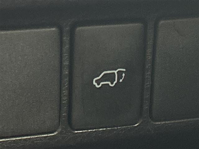 【運転席操作部】快適なドライブを楽しむための機能が装備されています！運転席から触れるので、使いやすいです！除菌プランいれていただくと、さらに清潔で安心していただけます！