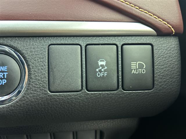 【運転席操作部】快適なドライブを楽しむための機能が装備されています！運転席から触れるので、使いやすいです！除菌プランいれていただくと、さらに清潔で安心していただけます！