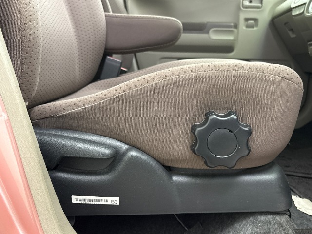 運転席ハイトアジャスター！！