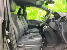 「この車の写真をもっと見たい」「状態が気になる」「この装備はついている？」どんな小さな疑問でもお気軽にお問い合わせください！