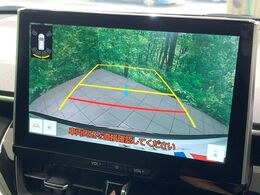 【バックカメラ】駐車時に後方がリアルタイム映像で確認できます。大型商業施設や立体駐車場での駐車時や、夜間のバック時に大活躍！運転スキルに関わらず、今や必須となった装備のひとつです！