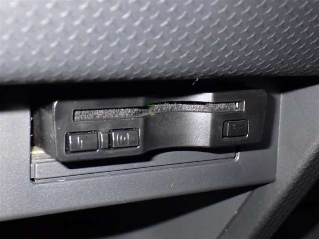 ETCなら高速道路をスイスイと通過！高速道路を利用してみんなで遠くまでドライブ！