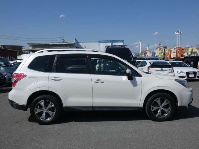 中古車は早い者勝ちです！お車を見にご来店頂きましたらきっと気に入って頂ける自信がございます！全スタッフお客様のご来店を心よりお待ちしております！
