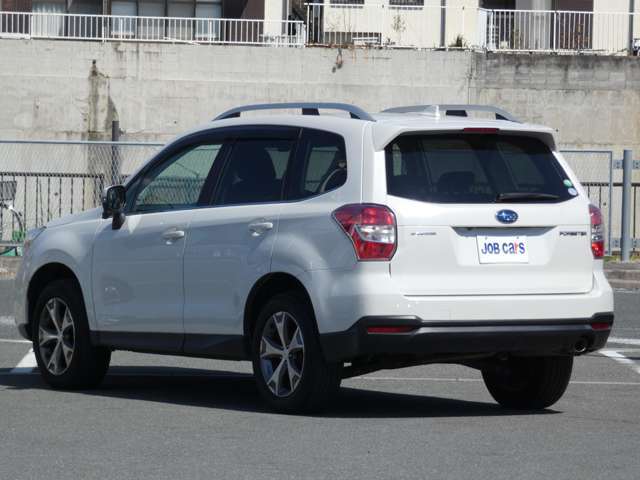 軽自動車・セダン・ミニバン・福祉車両等、多数在庫致しております！ぜひお電話下さい！