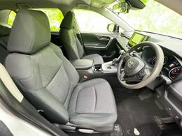 「この車の写真をもっと見たい」「状態が気になる」「この装備はついている？」どんな小さな疑問でもお気軽にお問い合わせください！