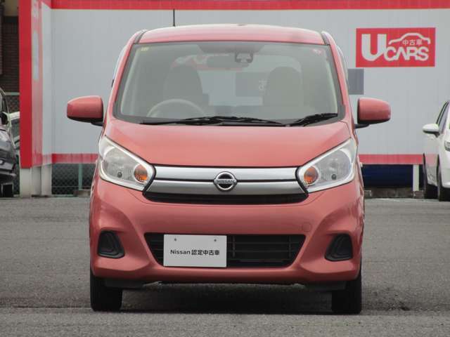 走行距離無制限の日産ワイド保証が納車日より1年間付帯されます。納車後は全国日産ディーラーで保証修理対応可能ですので安心。エンジン等だけでなくエアコンやパワステ、更に純正ナビも保証対象ですので安心です。