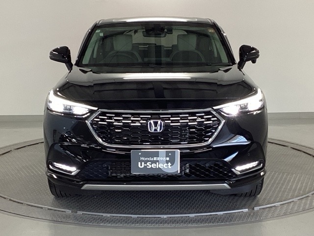 LEDヘッドライトを装備しています。LEDヘッドライトはとても明るく、雨の日や夜間走行も安全・安心です。