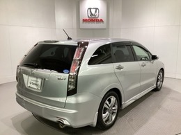 【Honda認定中古車 U-Select】　は3つの安心をお約束します。　1　Hondaのプロが整備した安心。 2　第三者機関がチェックした安心。　3　購入後もHondaが保証する安心。