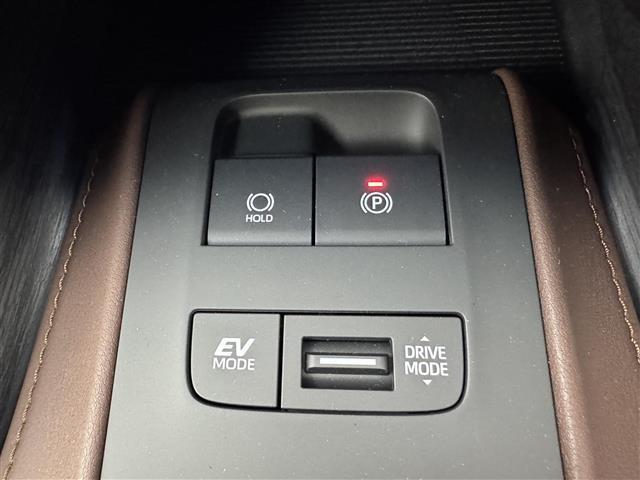 【運転席操作部】快適なドライブを楽しむための機能が装備されています！運転席から触れるので、使いやすいです！除菌プランいれていただくと、さらに清潔で安心していただけます！