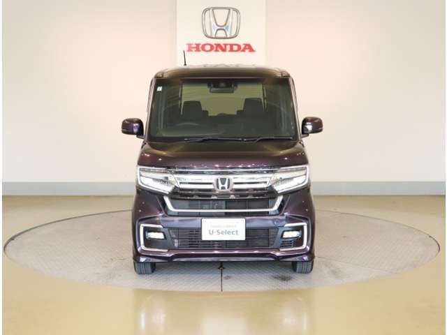 「自動車保険」と「あんしん特典」がひとつになったHondaのお店ならではの保険プランです。お客様のカーライフにより一層の安心をプラスします。